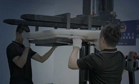 3---Reaction-Injection-Molding